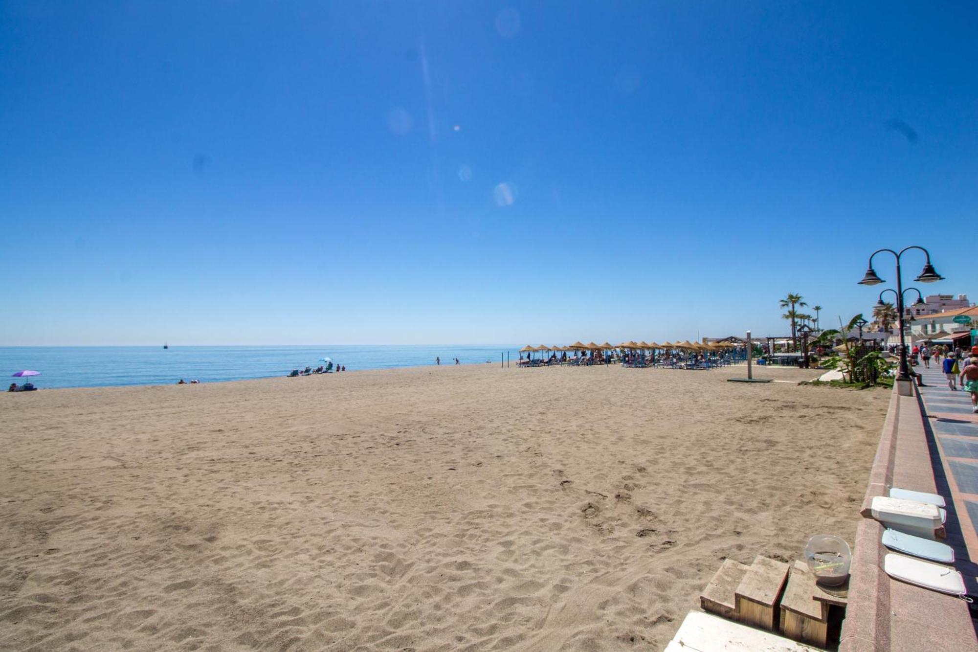 Carihuela Playa By Ivi Real Estate Lägenhet Torremolinos Exteriör bild