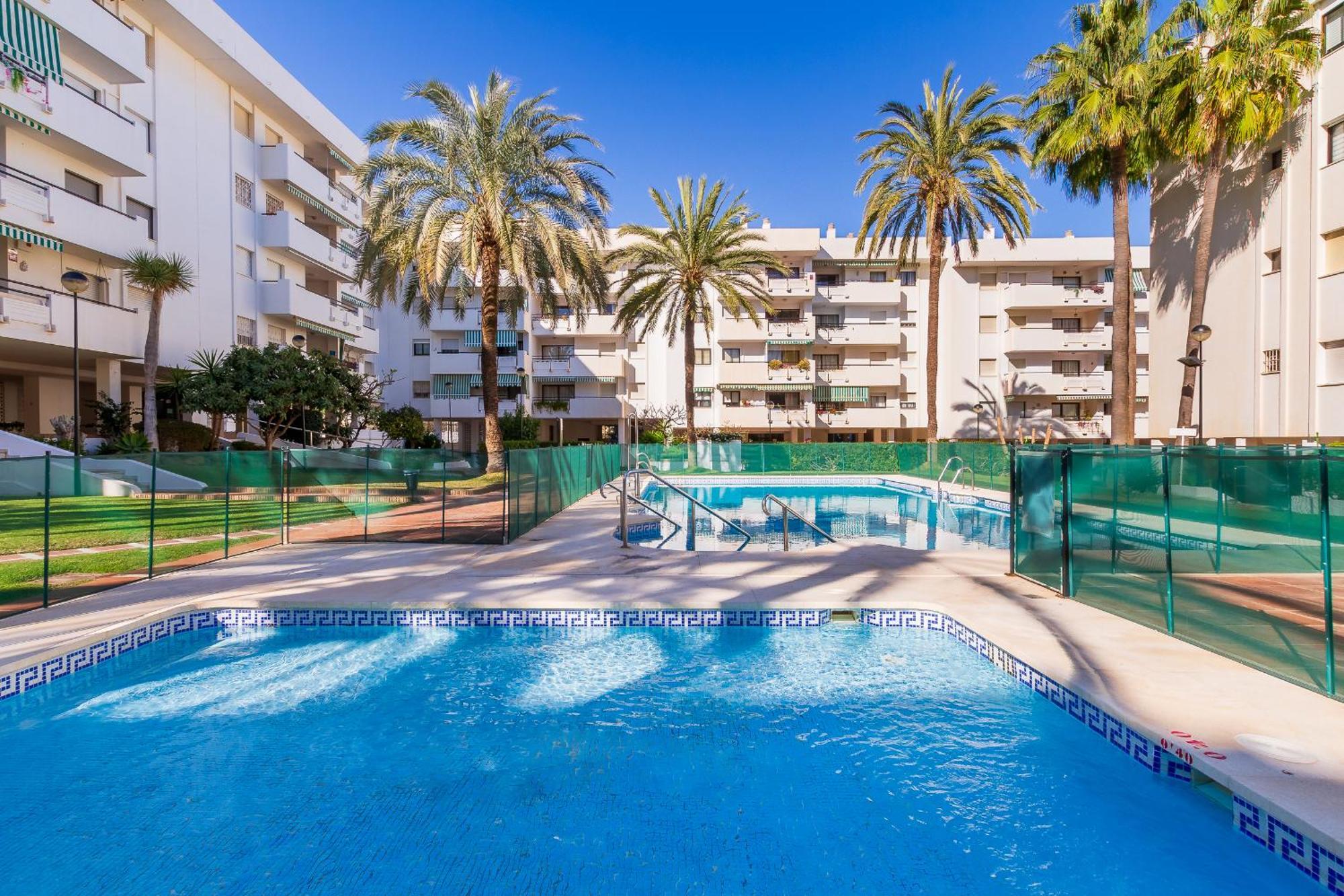 Carihuela Playa By Ivi Real Estate Lägenhet Torremolinos Exteriör bild
